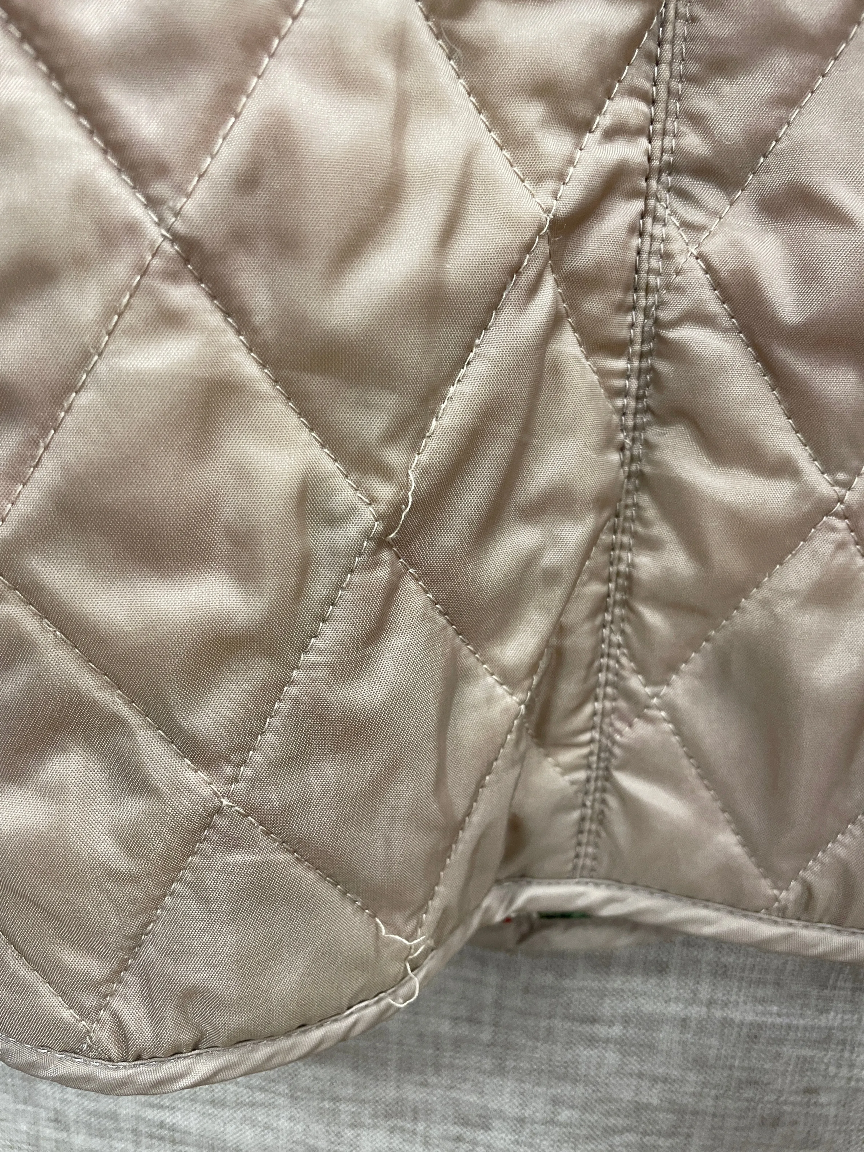 Barbour Beige Lightweight Quilted Padded Jacket with Liberty Print Lining Size 8