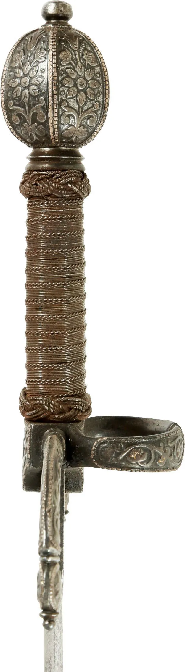 MAGNIFICENT SWEPT HILT RAPIER AND COMPANION LEFT HAND DAGGER