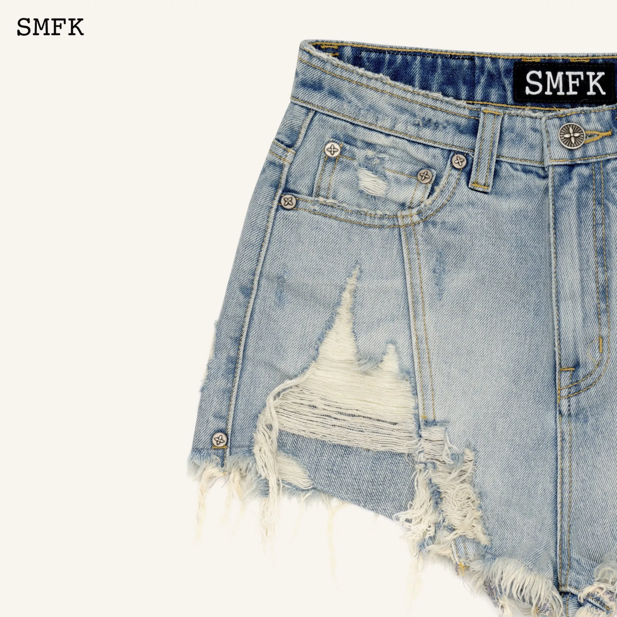 WIldWorld Ice Blue Burning Short Jeans